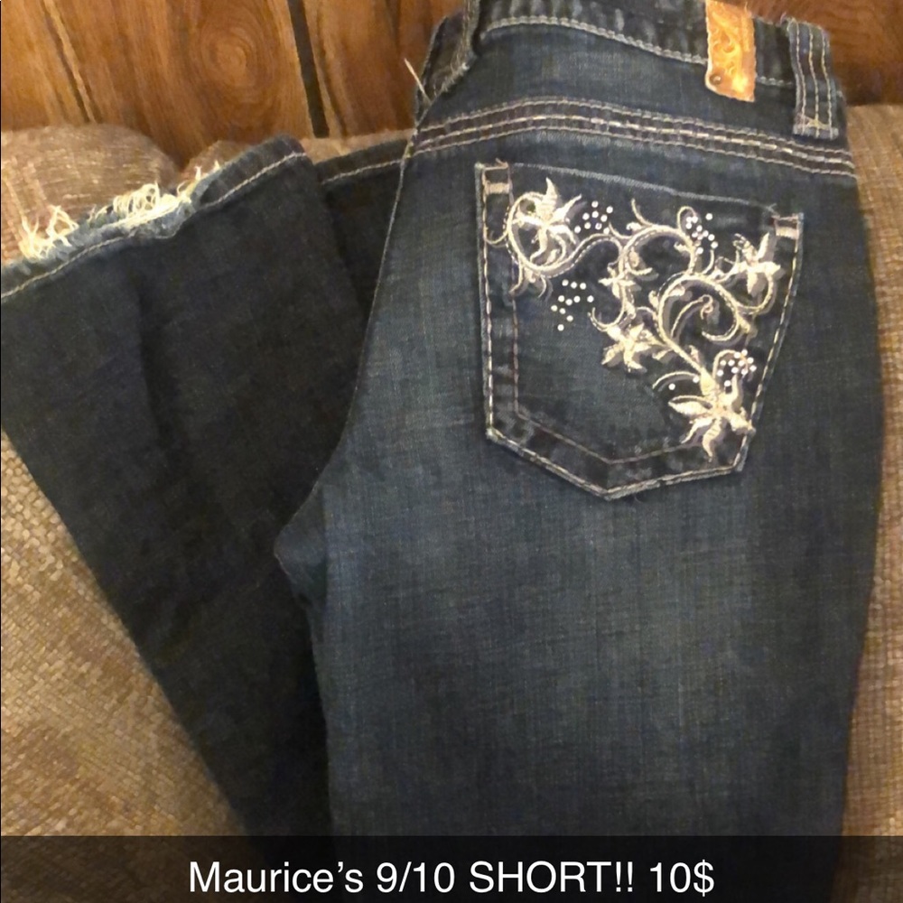 Maurices sz 9/10